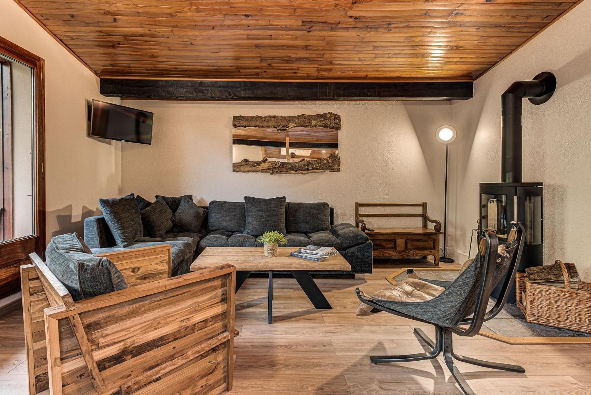 Apartment Les Nantillons - Alpes Travel - *